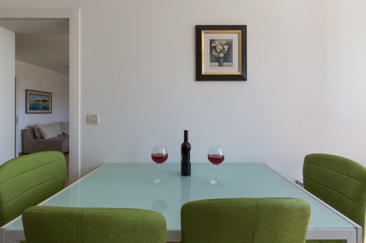 Apartment Pavic - Private Parking Задар Екстериор снимка